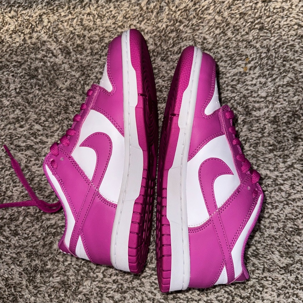 Nike Hot Pink wmns dunks